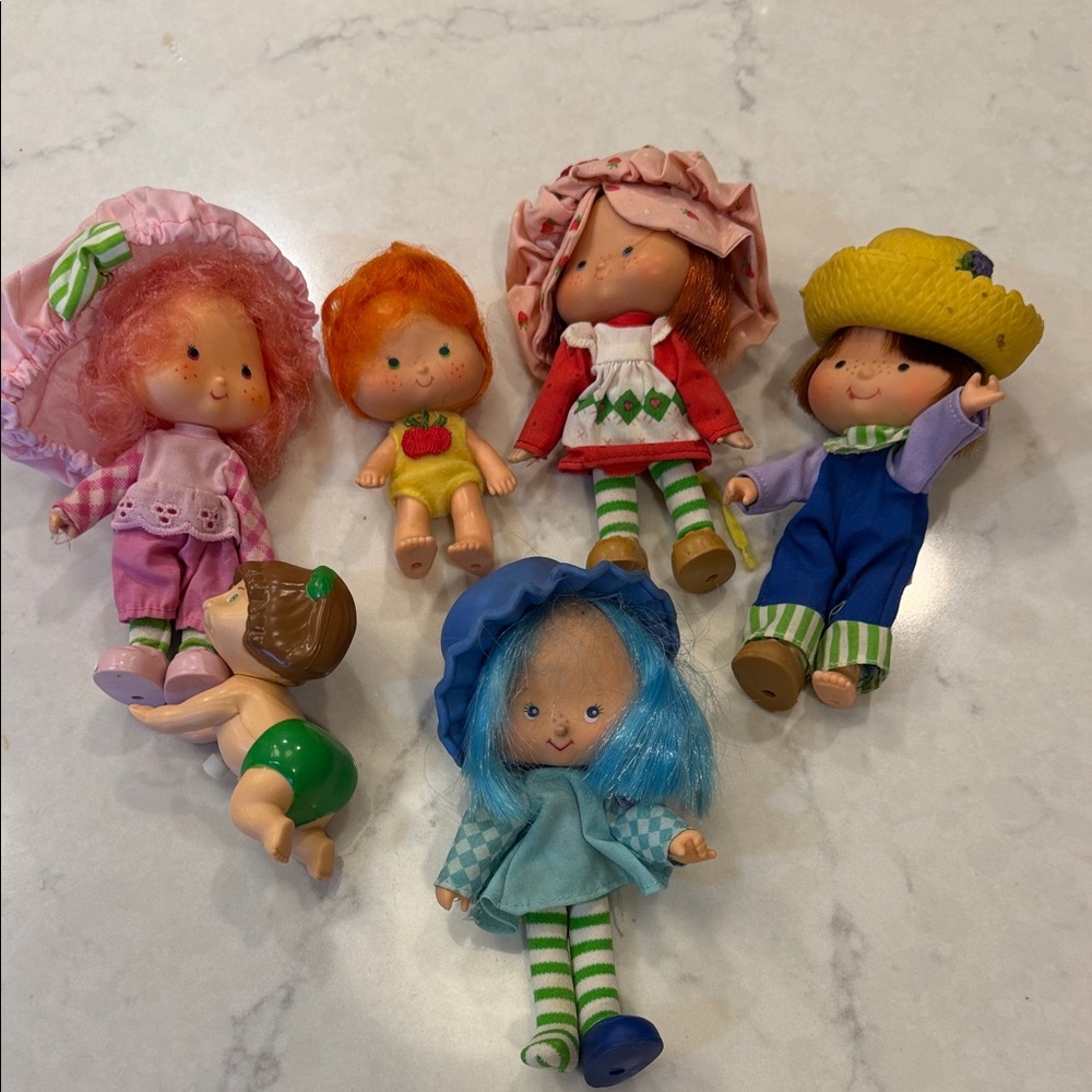 Vintage‎ 1980’s Strawberry shortcake dolls